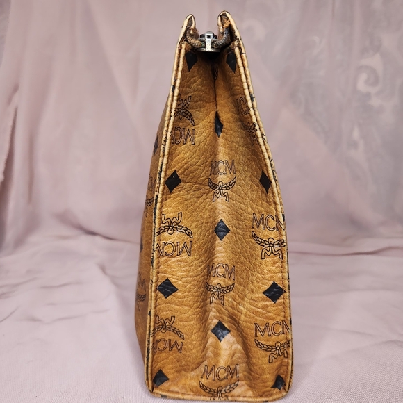 Vintage MCM Mode Creation Munich pouch Visetos cognac bag - Picture 7 of 9